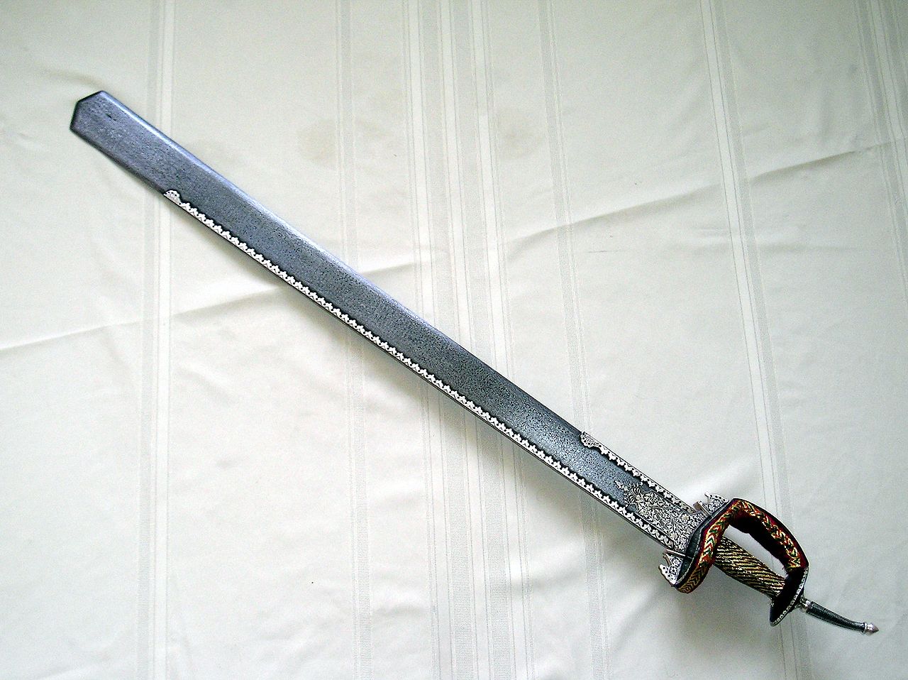 Sword Spotlight: The Khanda