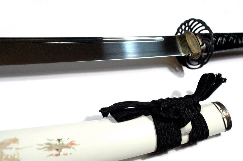 Korean dragon jingum with a white scabbard | MartialArtSwords.com