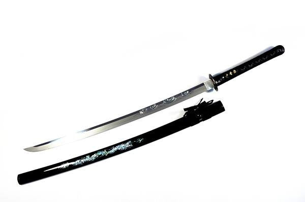 Dragon Jingum (mother-of-pearl dragon inlayed scabbard ...